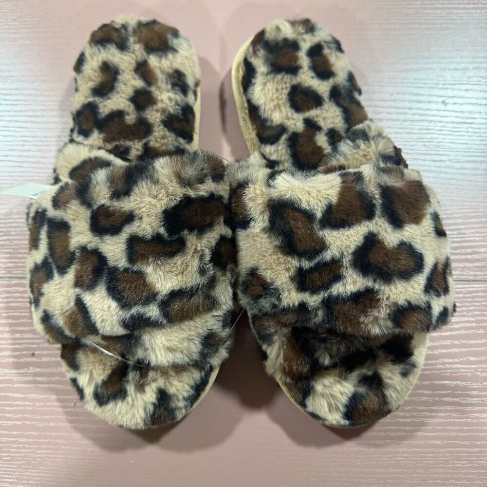 New Aerie Fur Slides Size 7